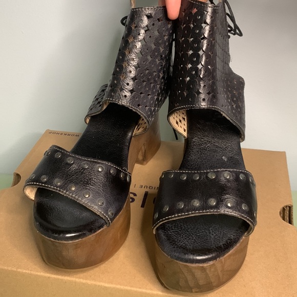 ❌SOLD❌ - Picture 2 of 5